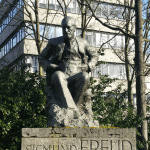 Freud statue