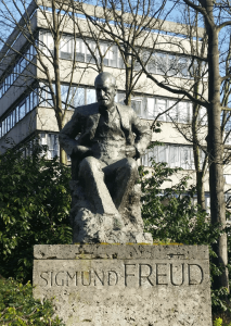 Freud statue